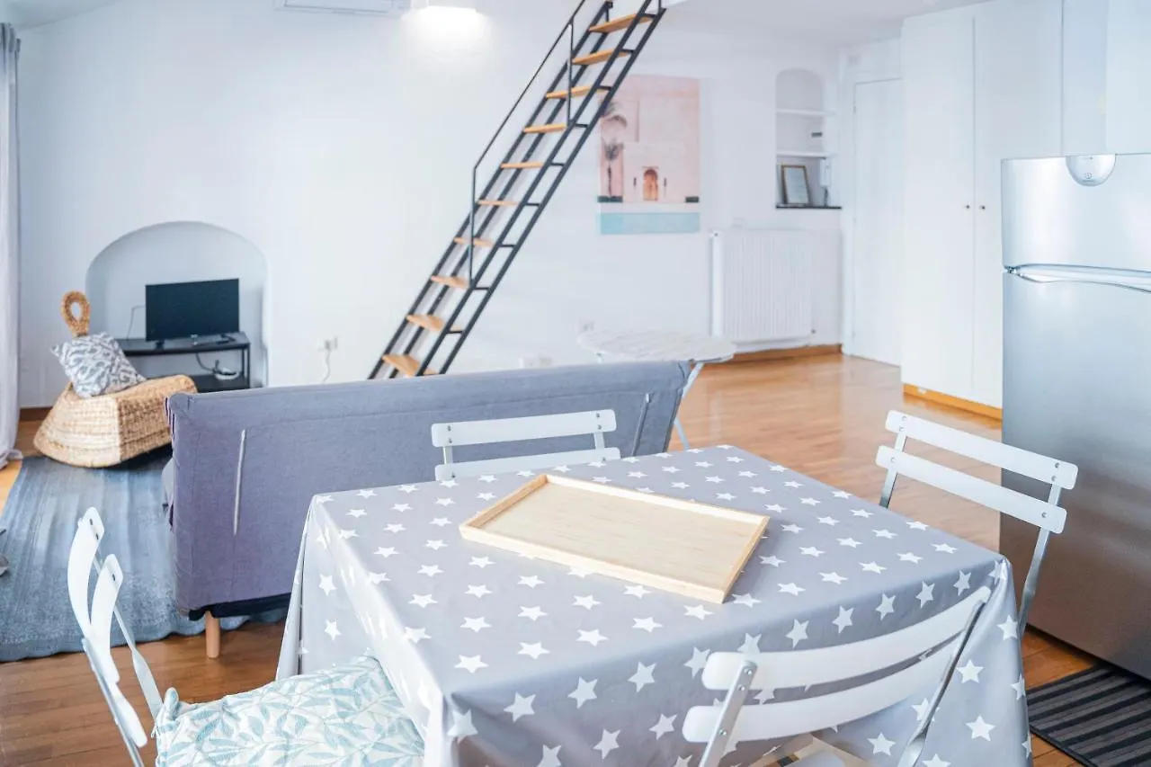 075 - Casa Intimita, Centro Chiavari, 600 Metri Mare Apartment
